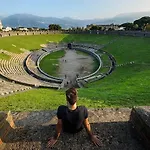 Olympus بومبيي